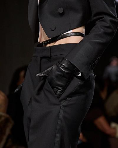 TOM FORD LEATHER BLACK SUPPLE GRAIN LEATHER SLIM T BELT