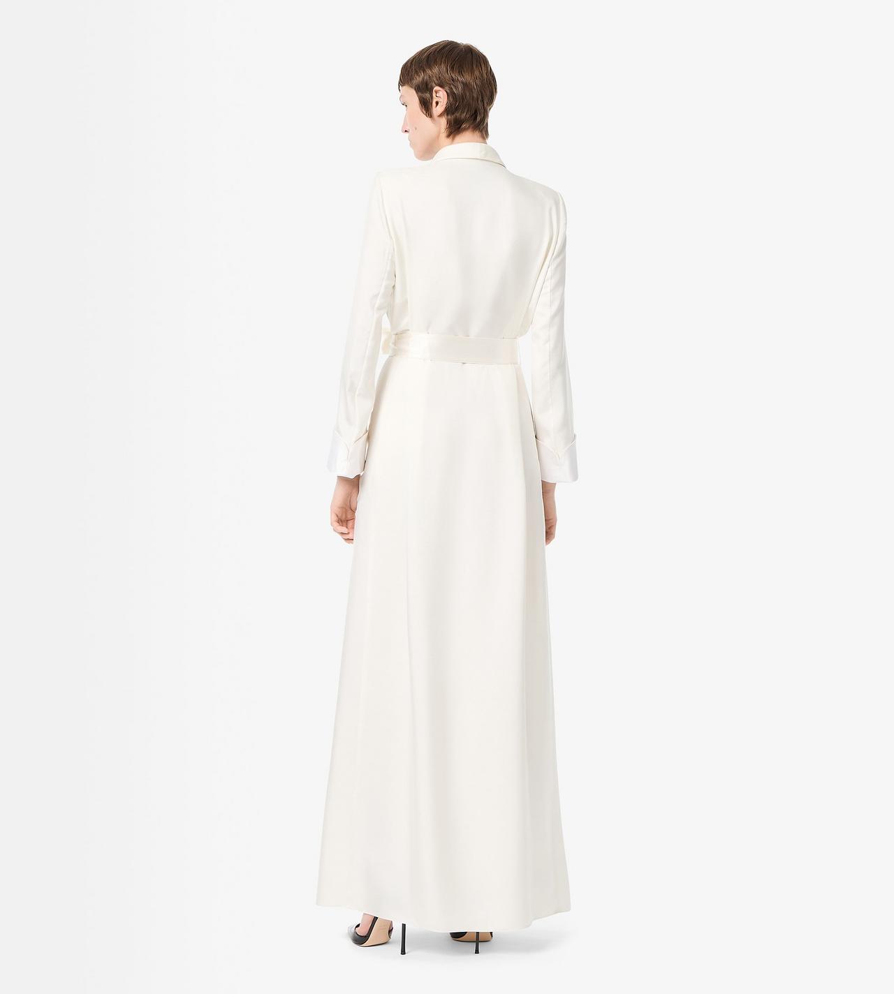 TOM FORD SILK OFF WHITE LONG PEIGNOIR EN SOIE &Agrave; COL CH&Acirc;LE