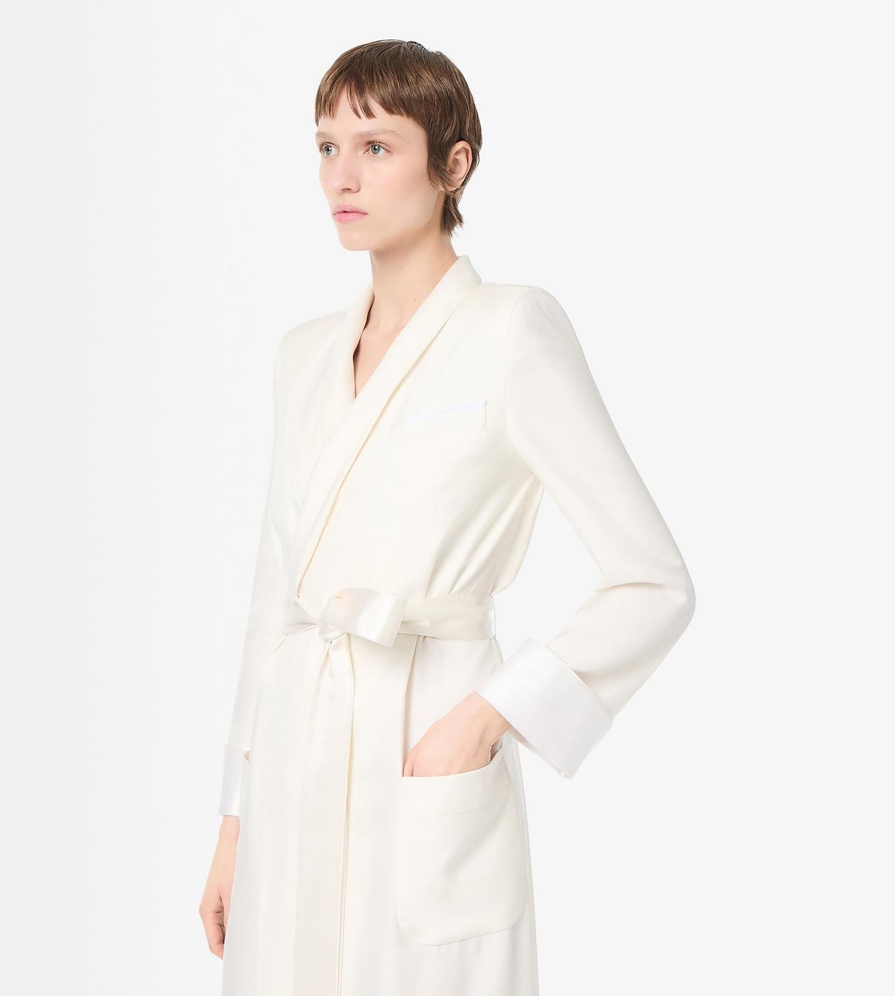TOM FORD SILK OFF WHITE LONG PEIGNOIR EN SOIE &Agrave; COL CH&Acirc;LE
