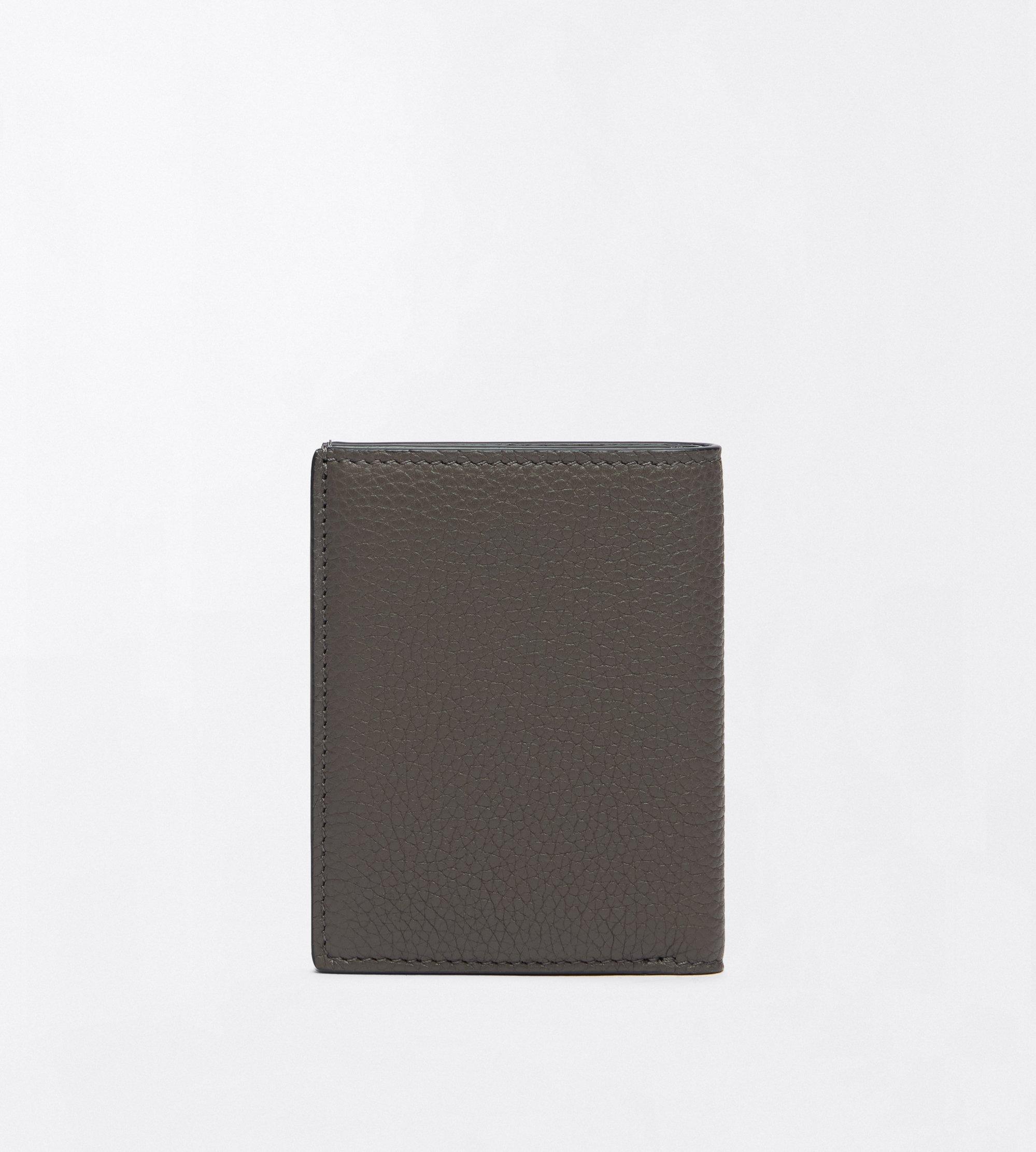 GRAIN LEATHER FOLDING CARDHOLDER&nbsp;