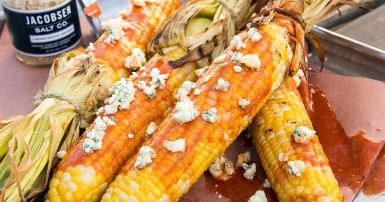 0816_Grilled_Buffalo_Blue_Cheese_Corn_RE_HE_M