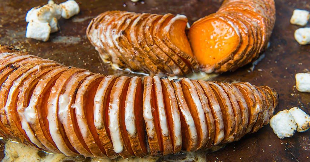20161020_Marshmallow Hassleback Sweet Potatoes_RE_HE_M