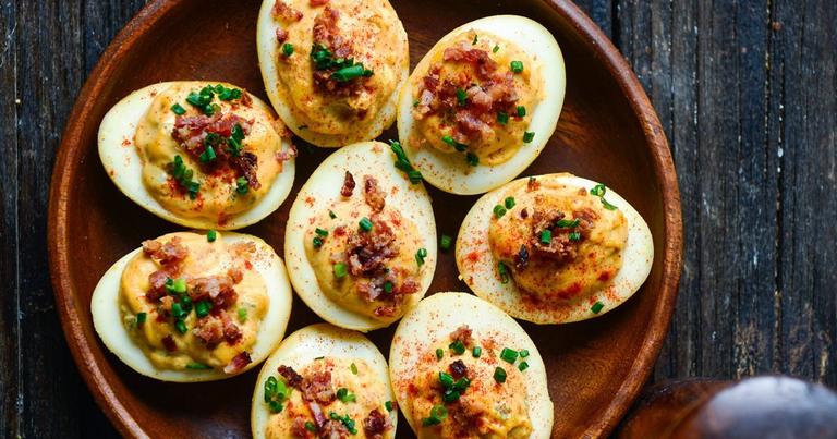 20161115_Traeger-Smoked-Deviled-Eggs_RE_HE_M