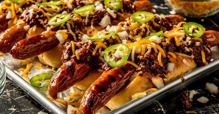 20170702_Grilled-Texas-Chili-Cheese-Jalapeno-Dog_RE_HE_M