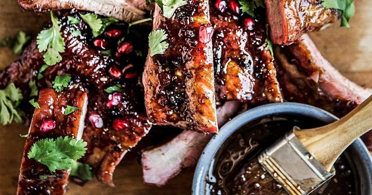 20181018_Smoked-Pomegranate-Baby-Back-Ribs-by-the-Moden-Proper_RE_HE_M