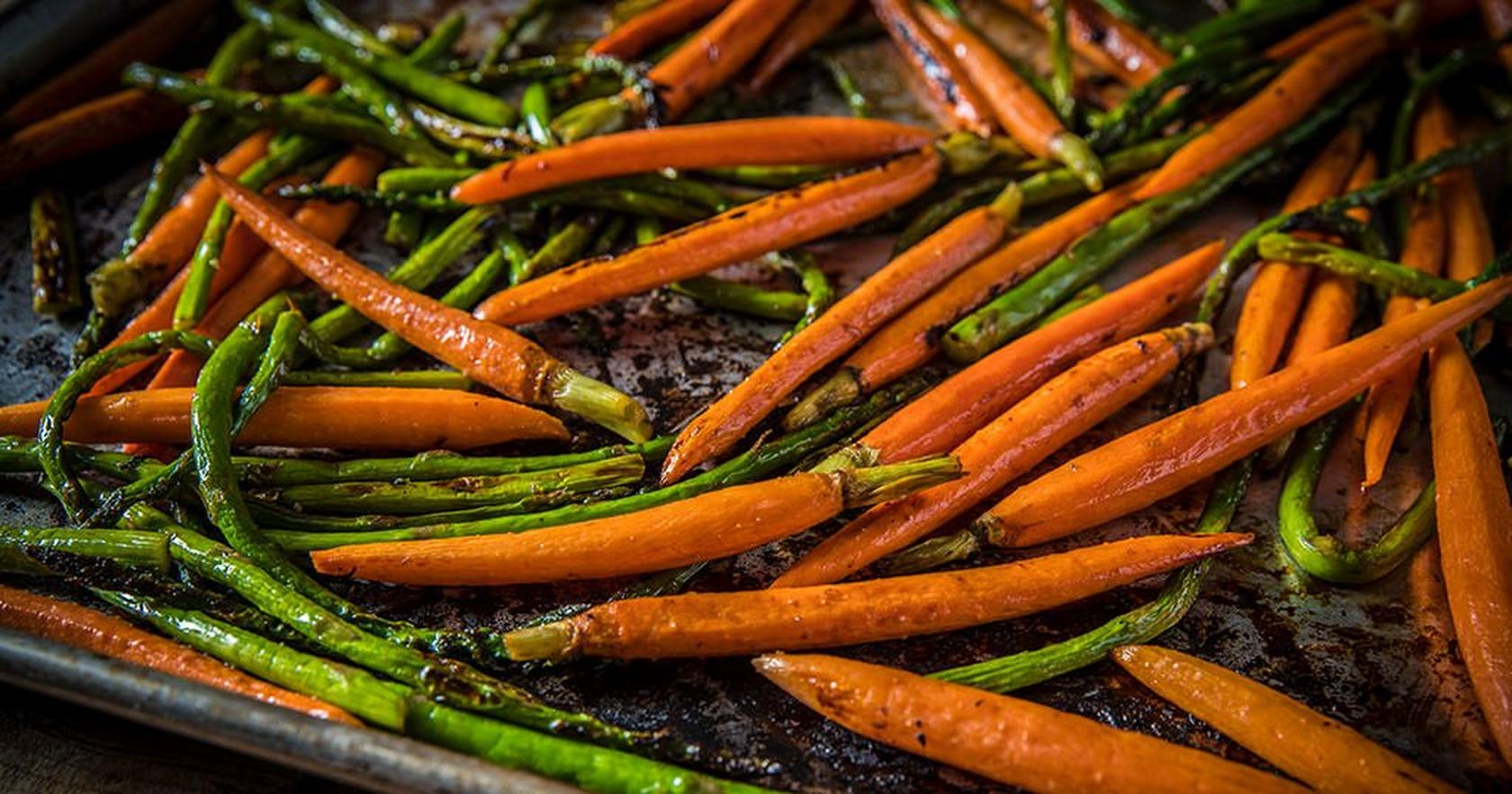 20181214_Grilled-Asparagus-and-Honey-Glazed-Carrots_RE_HE_M