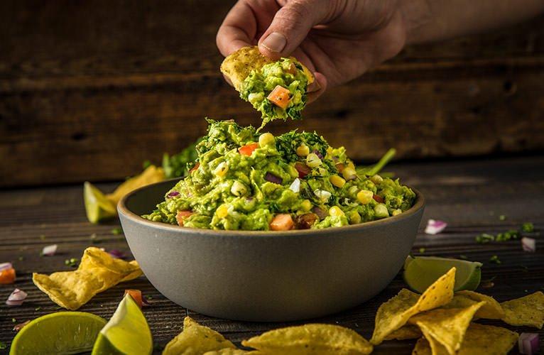 20190116_Top-Superbowl-Recipes-Guacamole_BG