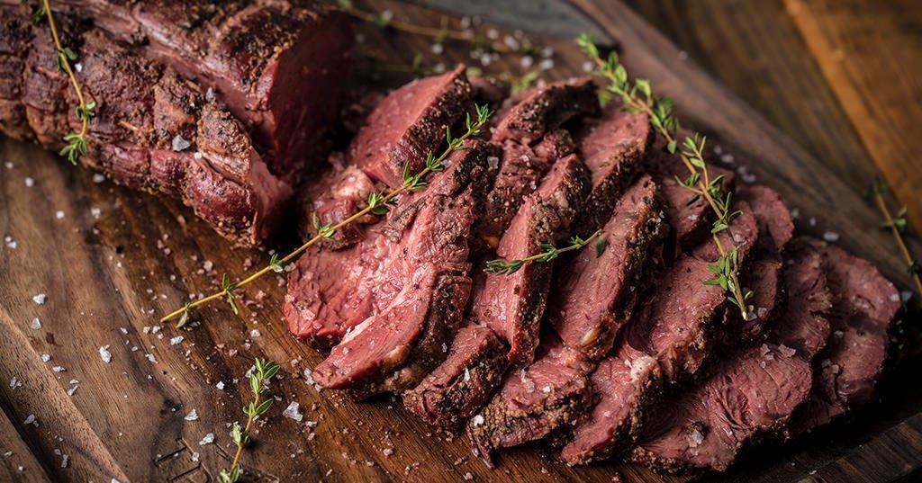 20190309_Smoked-Peppered-Beef-Tenderloin_RE_HE_M