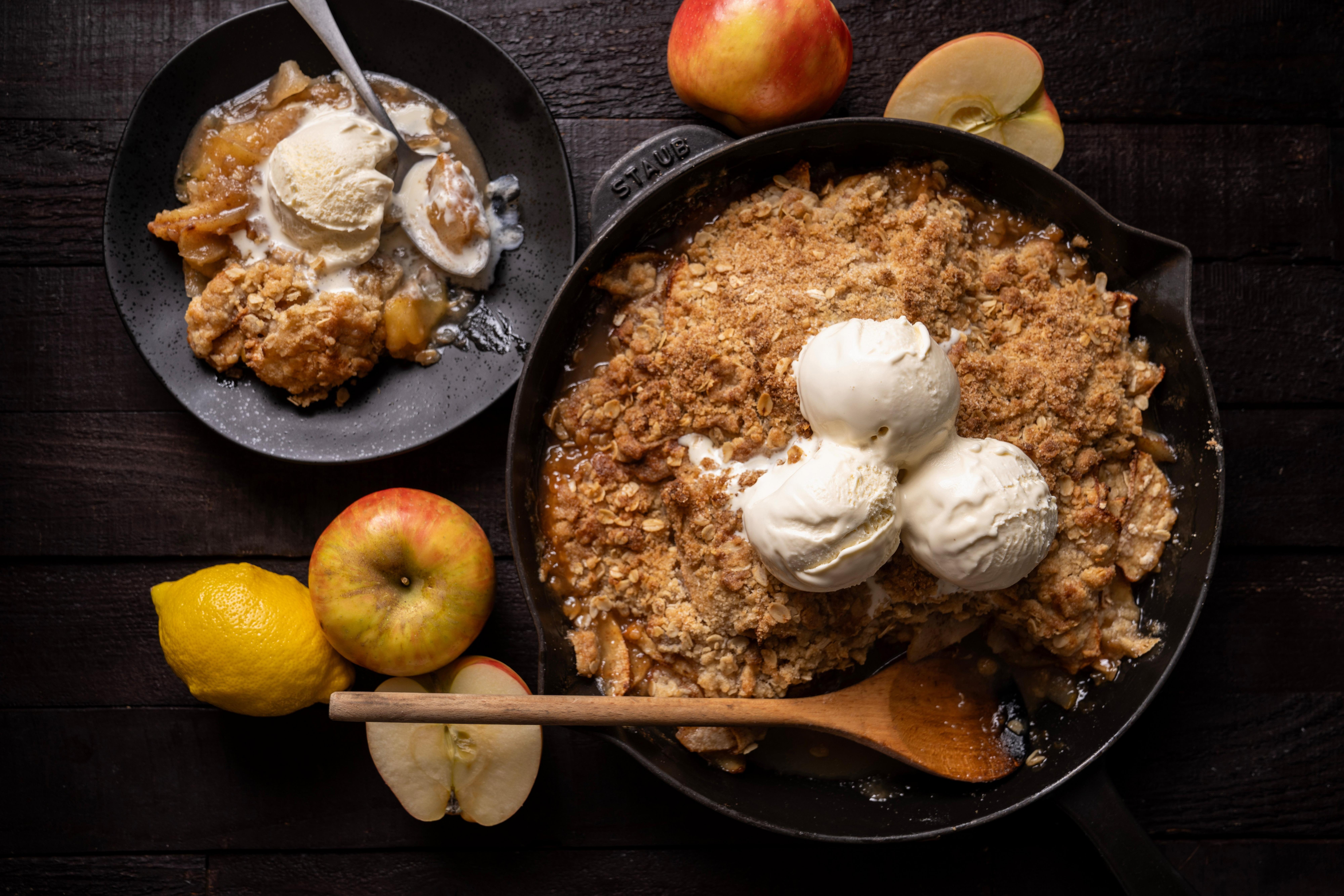 Traeger Recipes - Baked Apple Pear Crisp | Traeger®