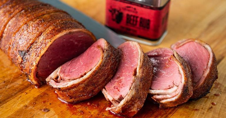Bacon-Wrapped-Beef-Tenderloin_Traeger-Wood-Fired-Grills_RE_HE_M