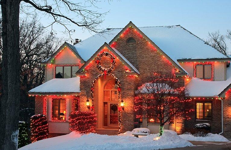 CH_1215_South_Jordan_Fire_Department_Christmas_lights_house_BG