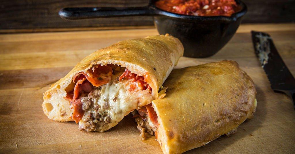 Calzone_Traeger-Wood-Fired-Grills_RE_HE_M