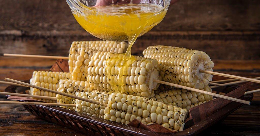 Corn-on-the-Cob_Traeger-Wood-Fired-Grills_RE_HE_M