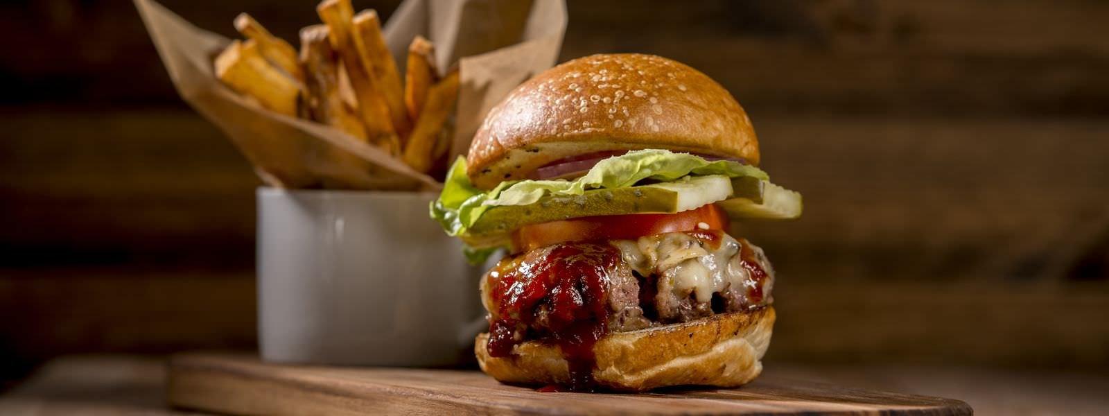 DW_Recipe_BBQ_Kaiser_Burgers_Hero