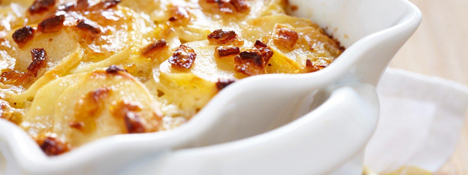 DW_Recipe_scalloped_potatoes_bacon_chipotle_cream_Hero