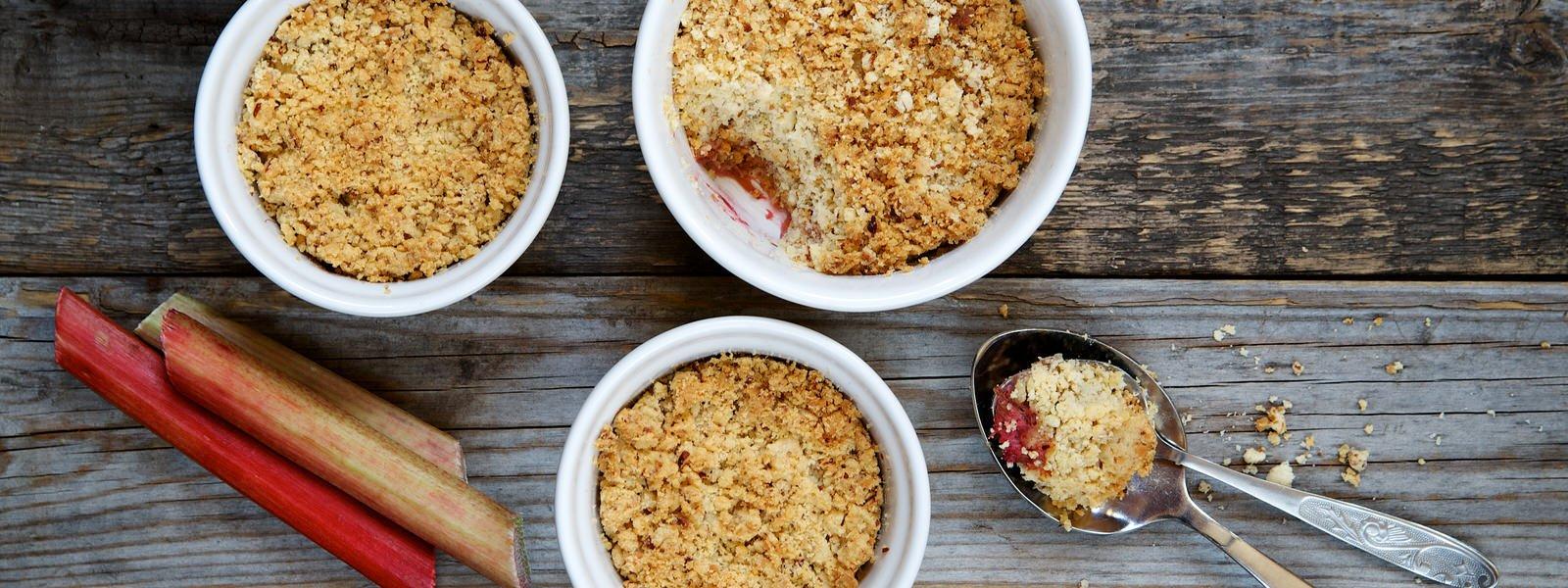 Strawberry Rhubarb Cobbler Recipe | Traeger Grills