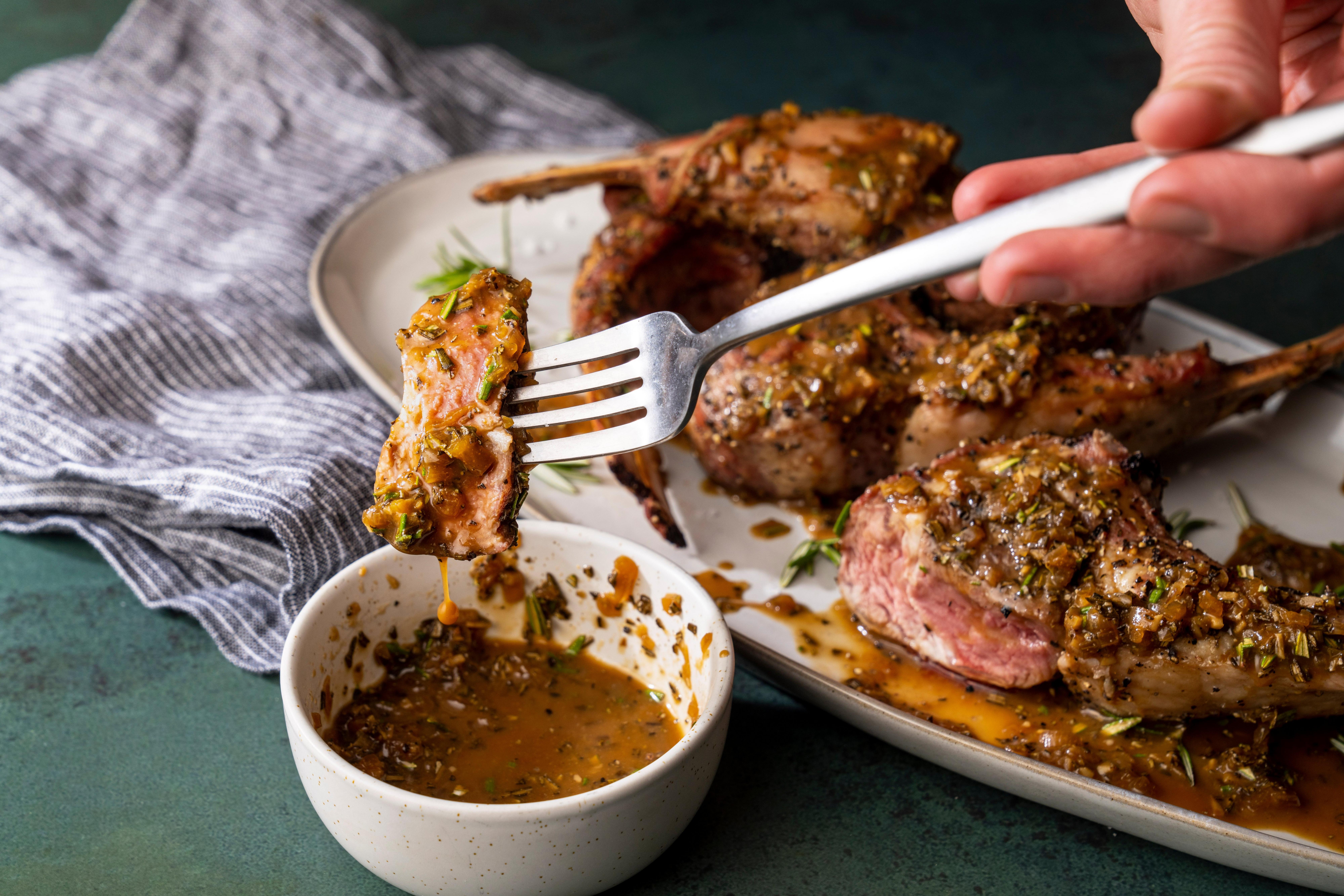 Double-Rib-Lamb-Chops_HERO