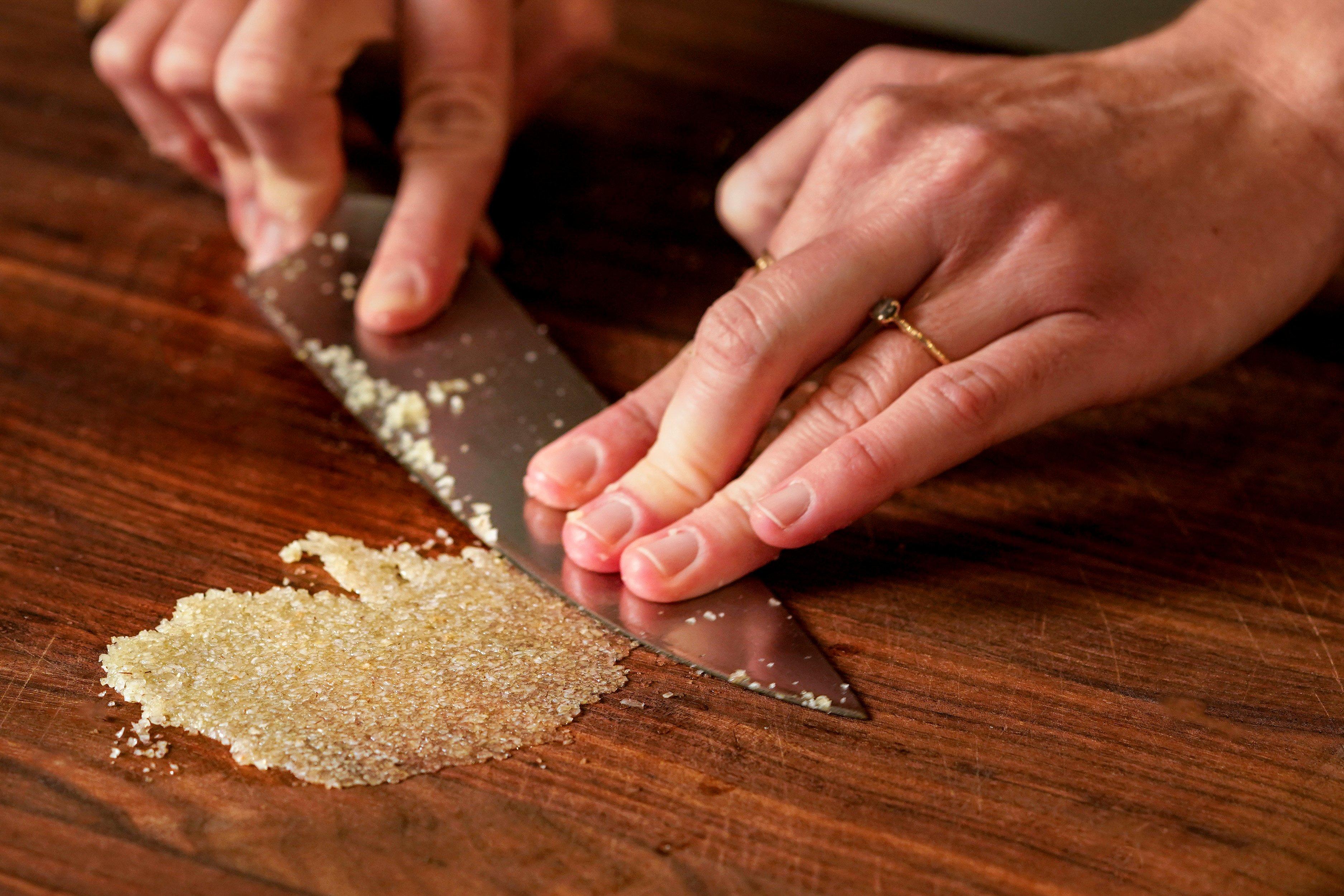 Garlic Tips_Quick Garlic Paste