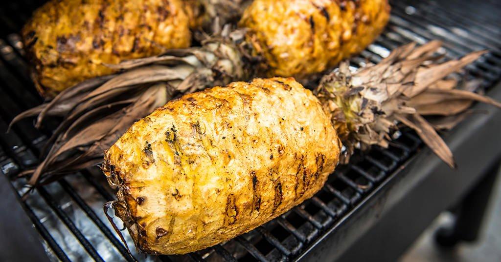 Honey-Glazed-Pineapple_Traeger-Wood-Fired-Grills_RE_HE_M
