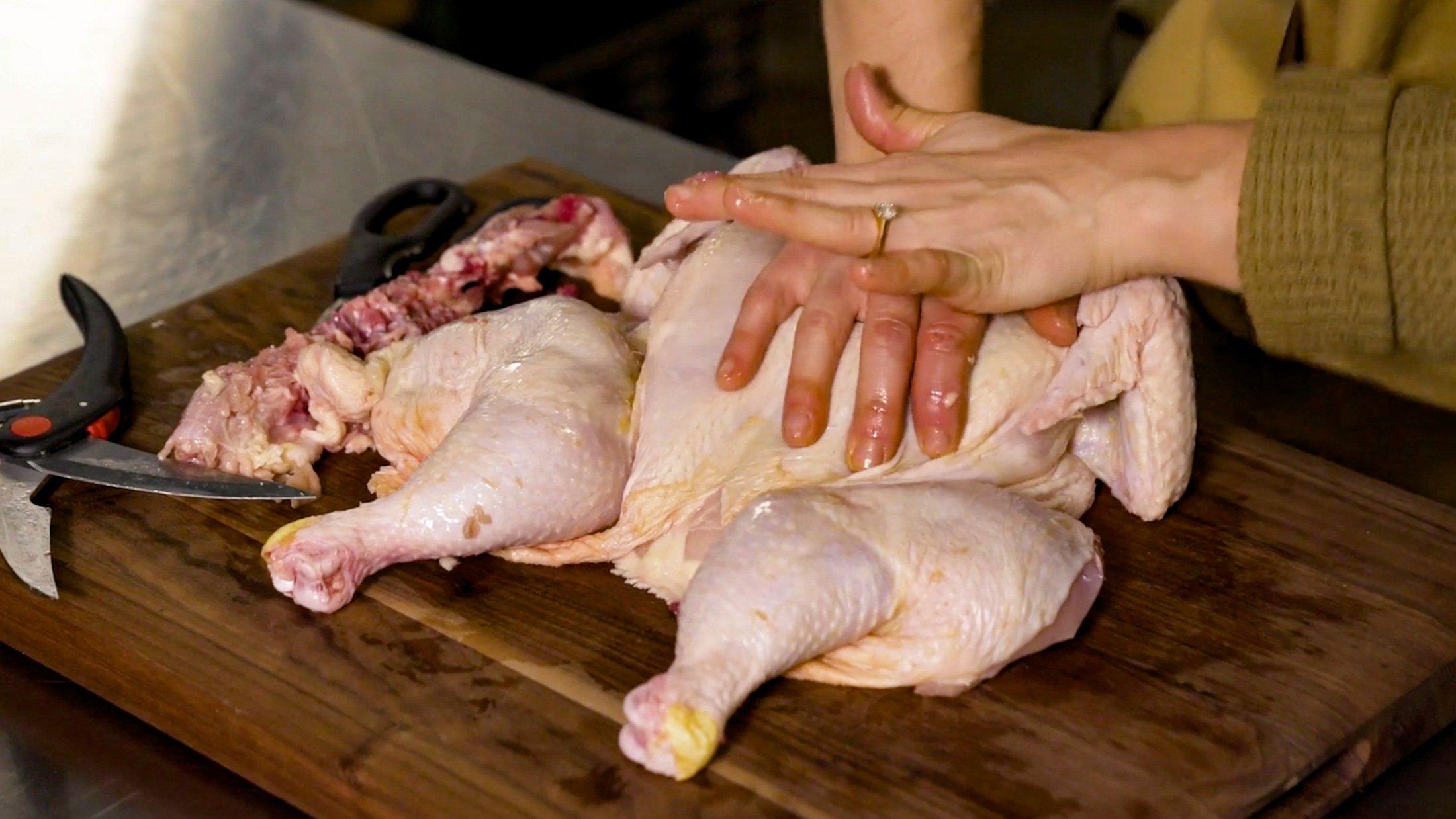 Knife_Skills_How_to_Spatchcock_a_Chicken_with_Sammy_Moniz_001