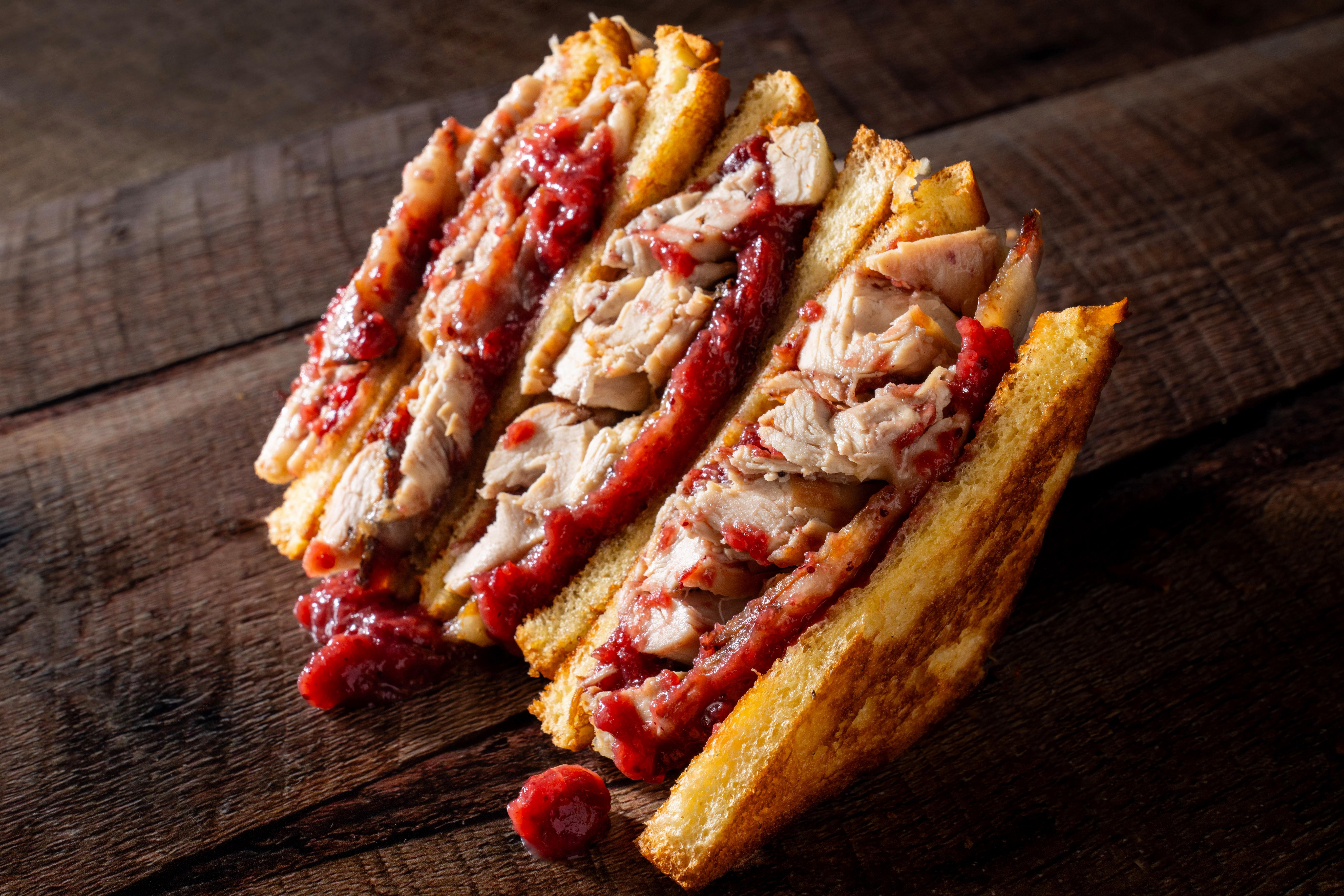 Leftover-Turkey-Sandwich_Hero