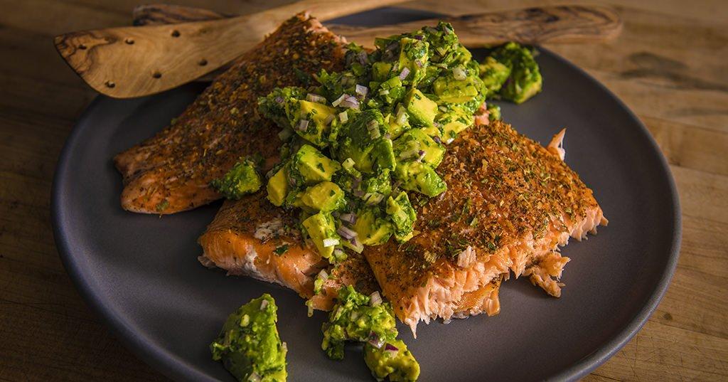 Salmon-Avocado-Salsa_RE_HE_M