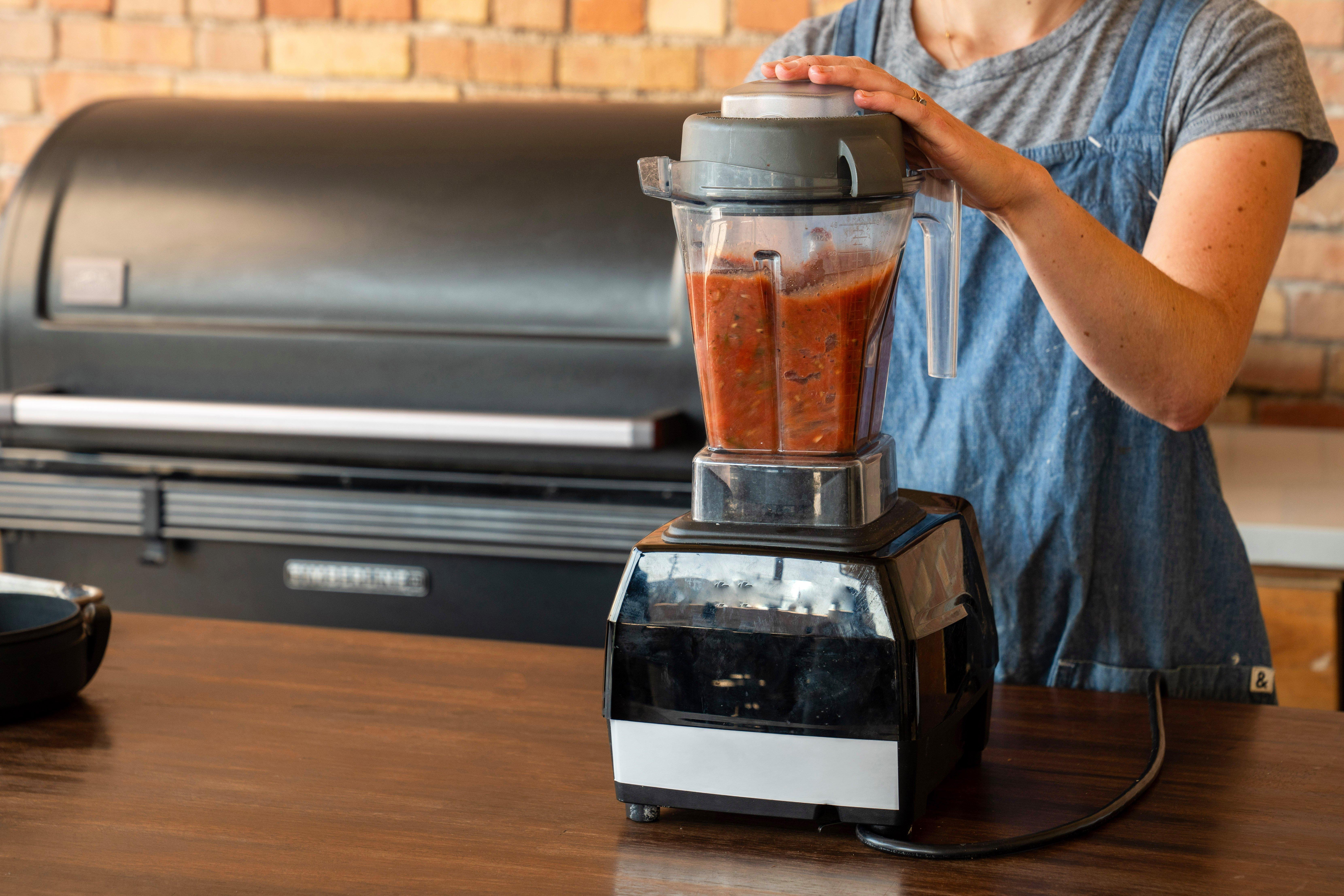 Salsa-Blender-Horizontal