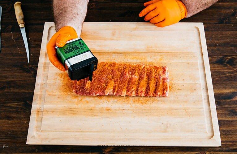 Seasoning-BBQ-Ribs-Traeger-Wood-Pellet-Grills-7_BG