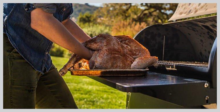 Spatchcock_Turkey_Place-On-Grill_BG
