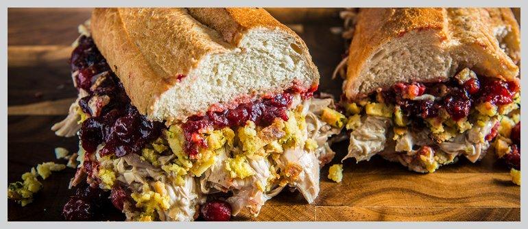 Thanksgiving_Leftovers_Ultimate-Traeger-Thanksgiving-Sandwich_RE_HE_M