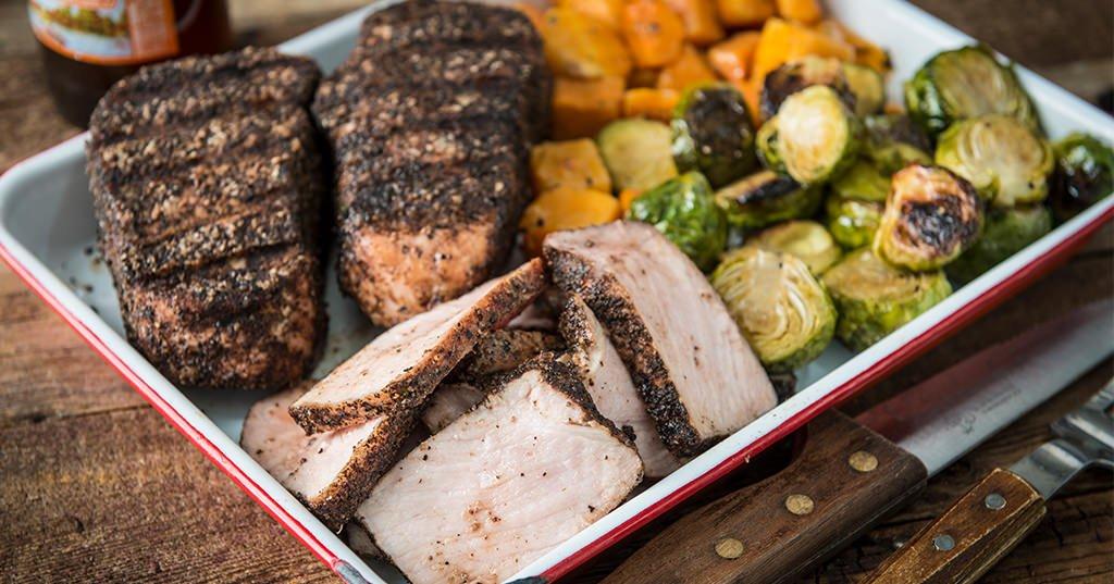 Thick-Cut-Pork-Chops_Traeger-Wood-Pellet-Grills_RE_HE_M