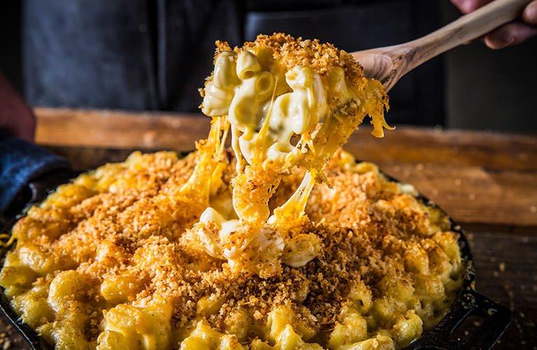 Traeger-Wood-Pellet-Grills-American-Royal-Mac-and-Cheese