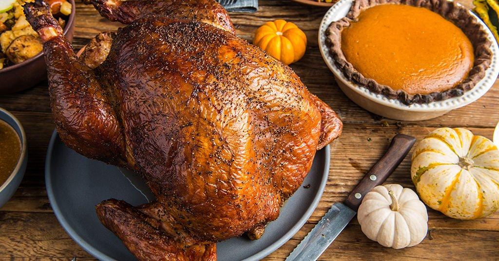 Ultimate-Smoked-Turkey_Traeger-Wood-Pellet-Grills_RE_HE_M