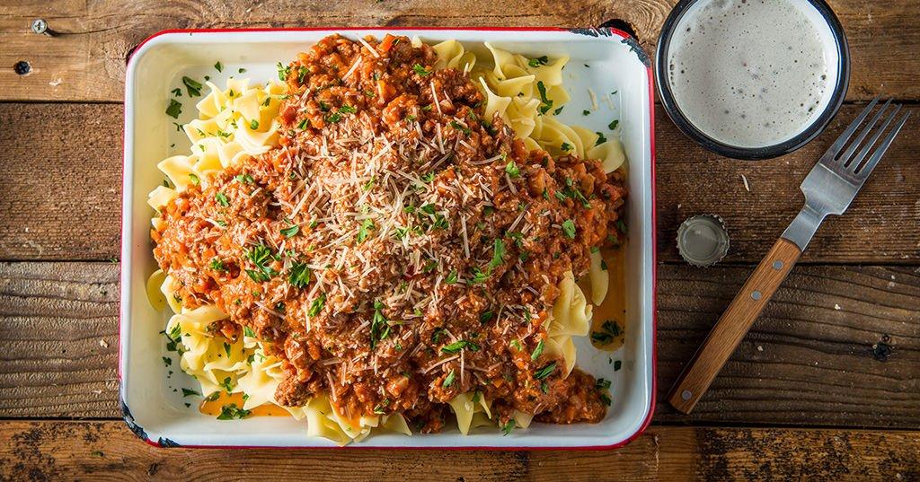 Weekend-Pasta-Braised-Meat-Sauce_Traeger-Wood-Pellet-Grills_RE_HE_M