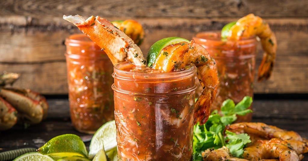 dungeness-crab-cocktail_Traeger-Wood-Pellet-Grills_RE_HE_M