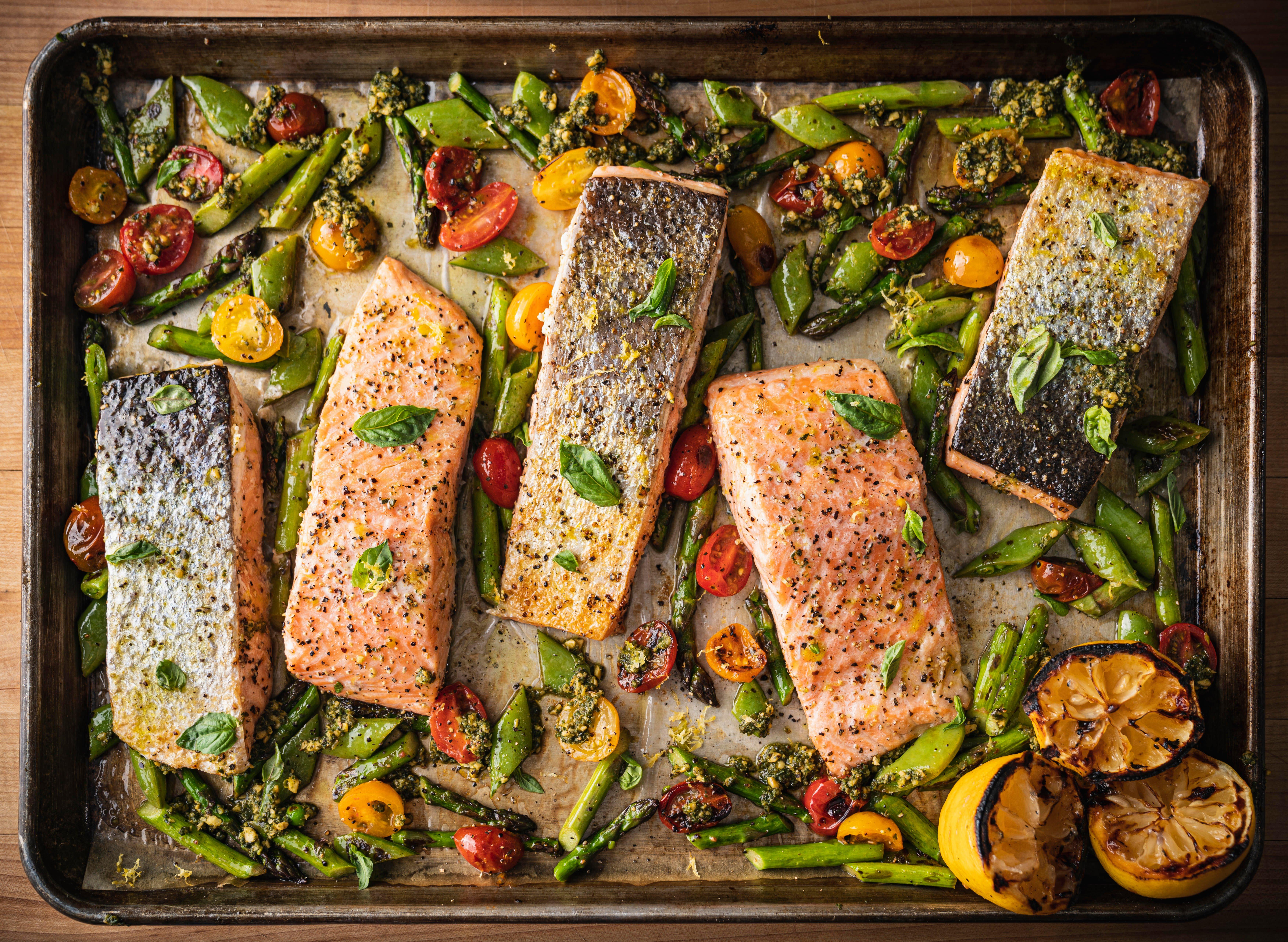 roasted_sheet_pan_salmon_spring_vegetables_pesto