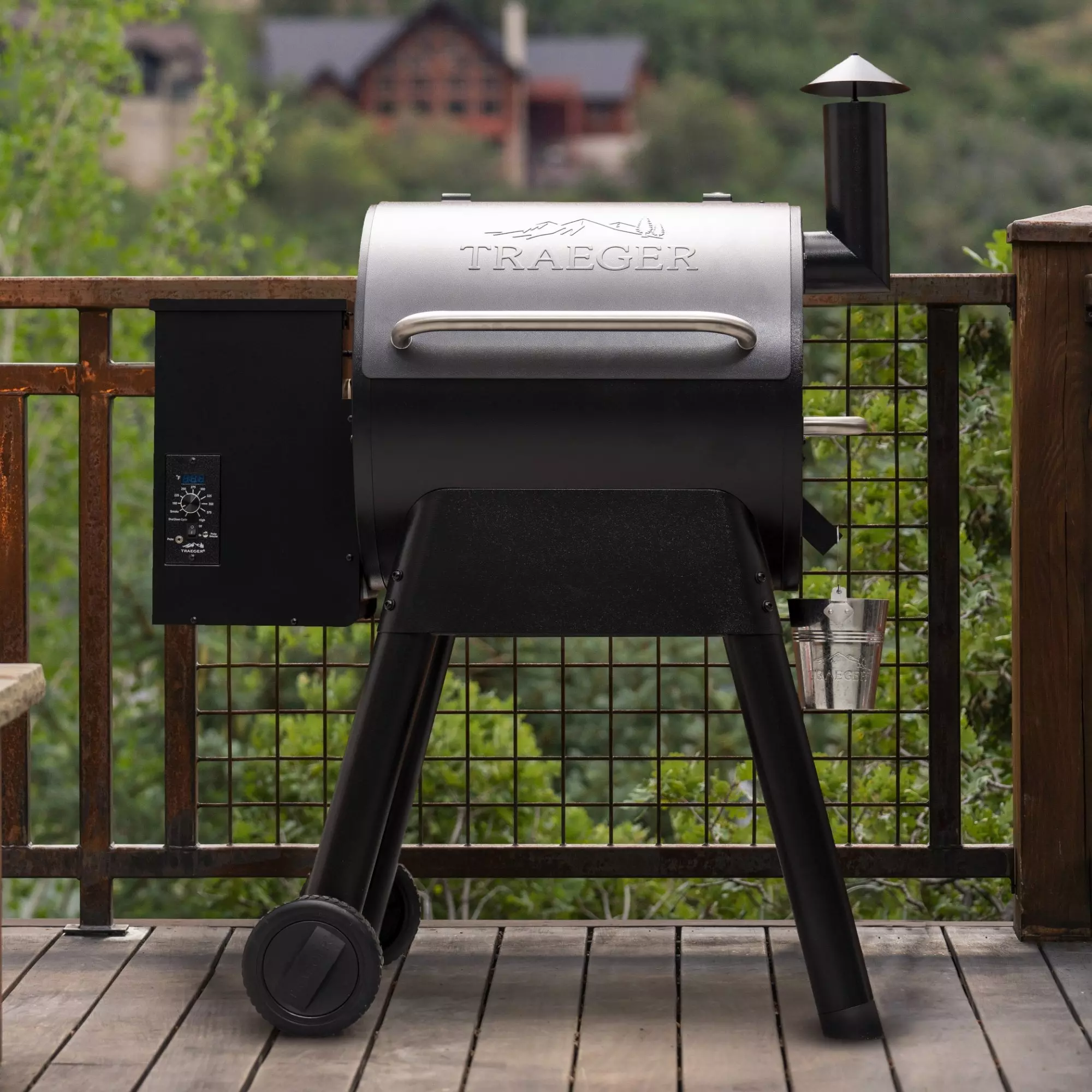 Traeger Mesa 20 Wood Pellet Grill