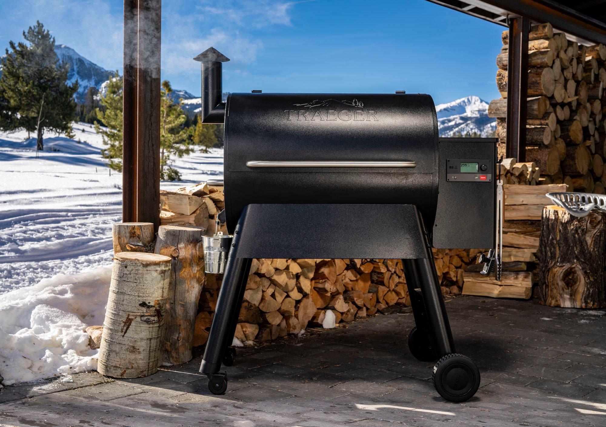 traeger-pro-780-winter-lifestyle