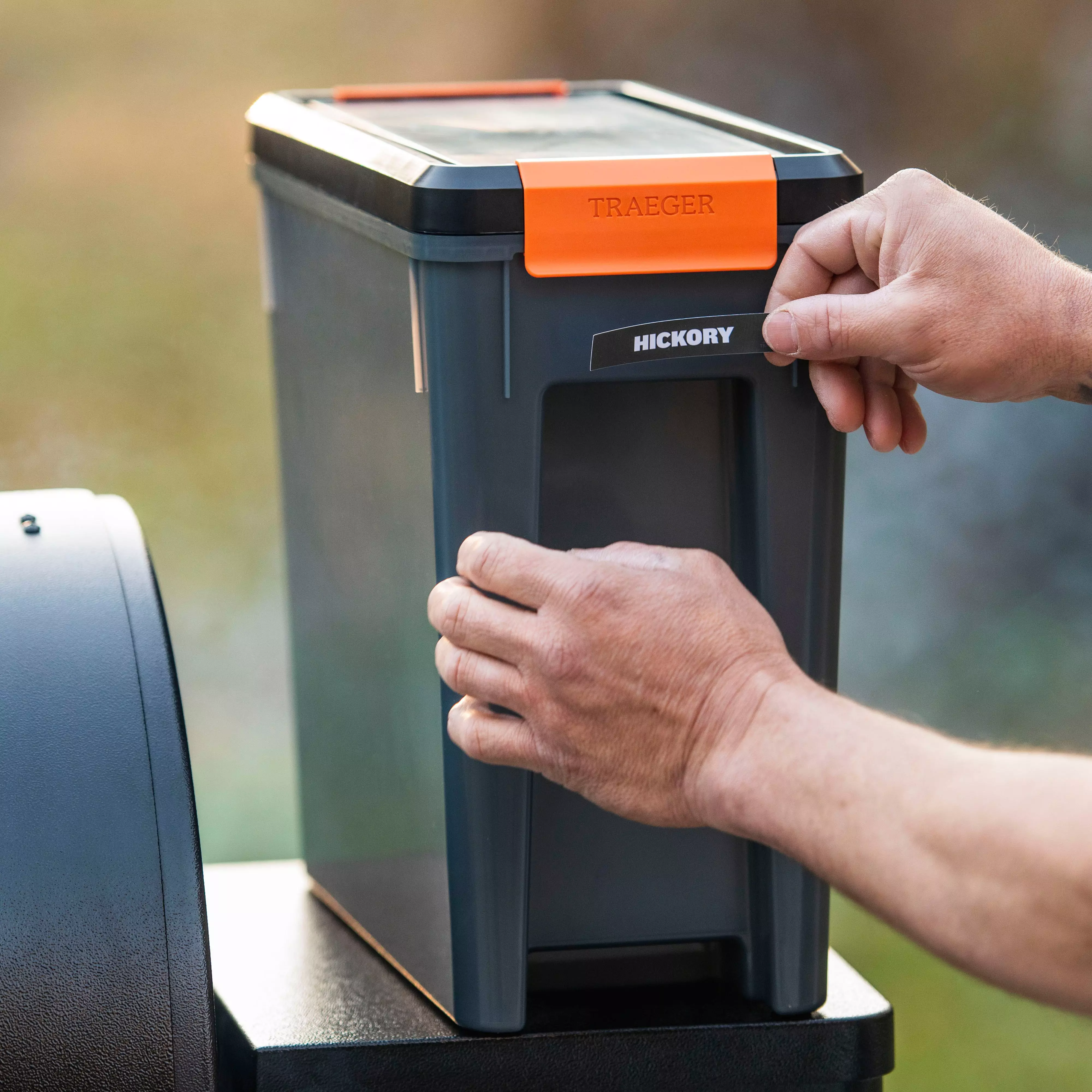 Traeger pellet buckets discount