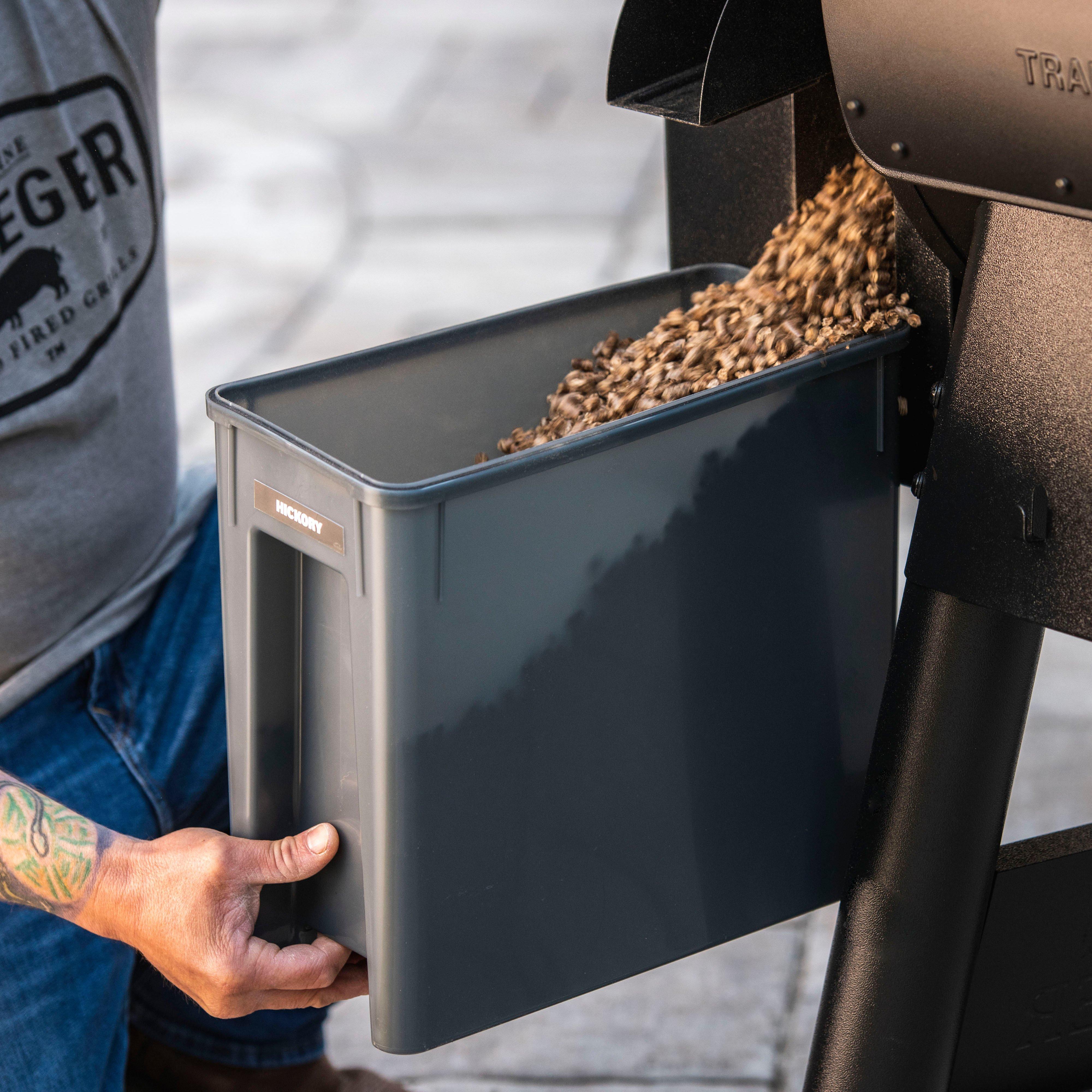 traeger-staydry-pellet-bin-lifestyle-pouring-1