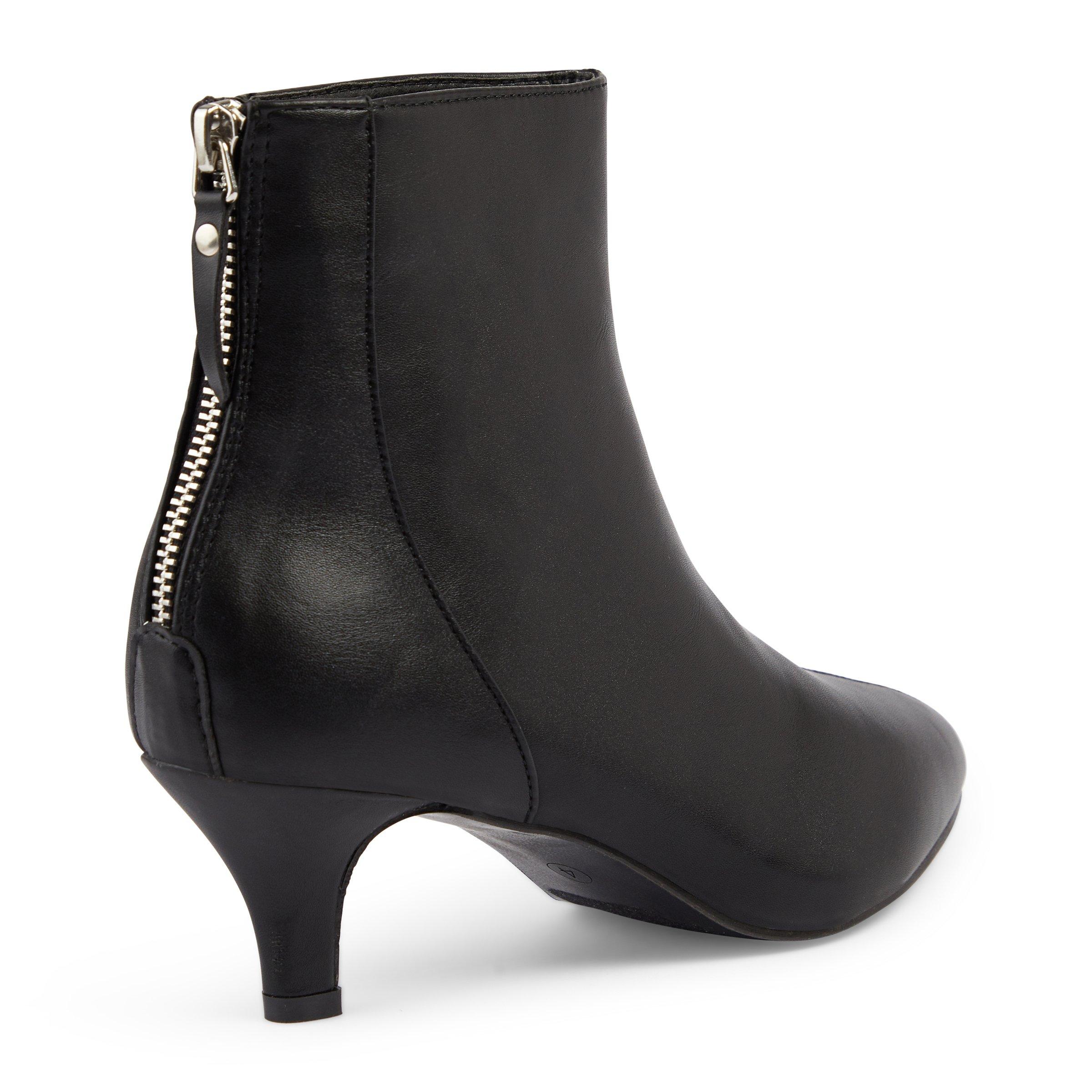 Black short hotsell heel boots