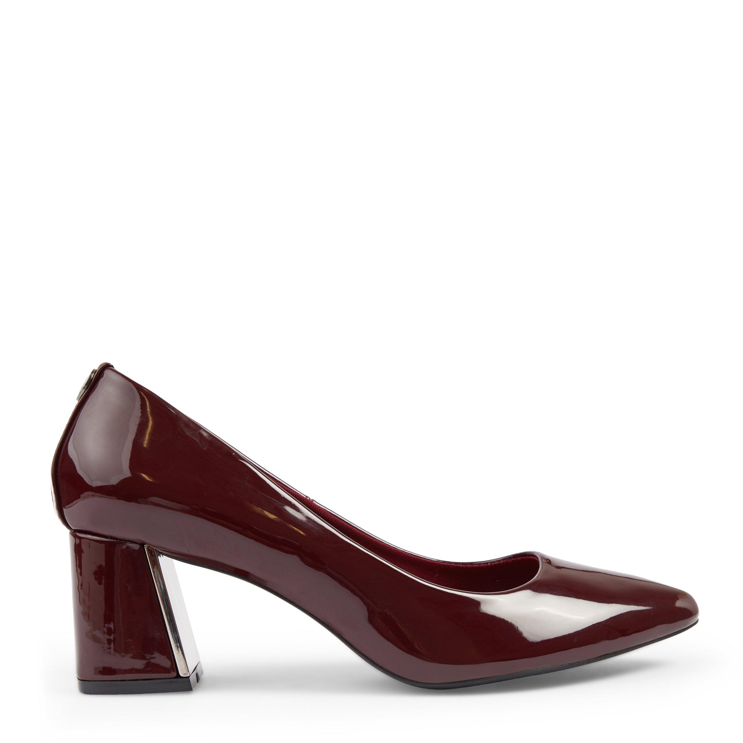 Burgundy court hot sale shoes