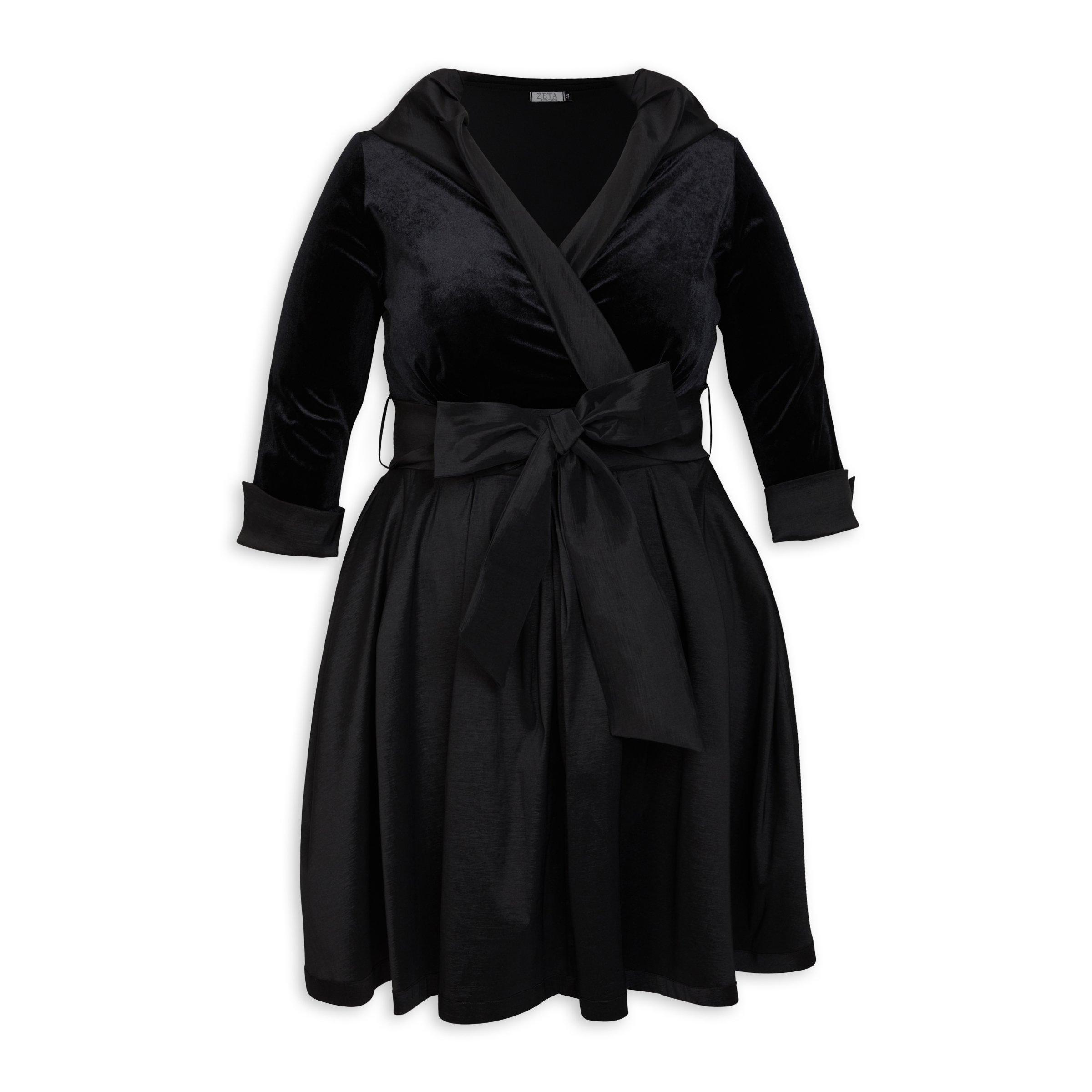 Black Dress 3072777 Zeta