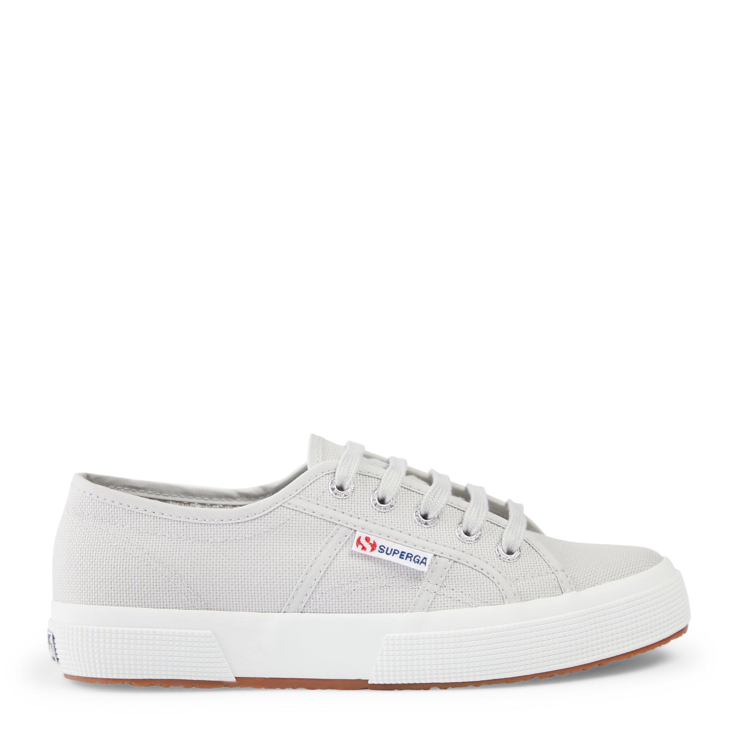 Superga 2750 shop classic canvas