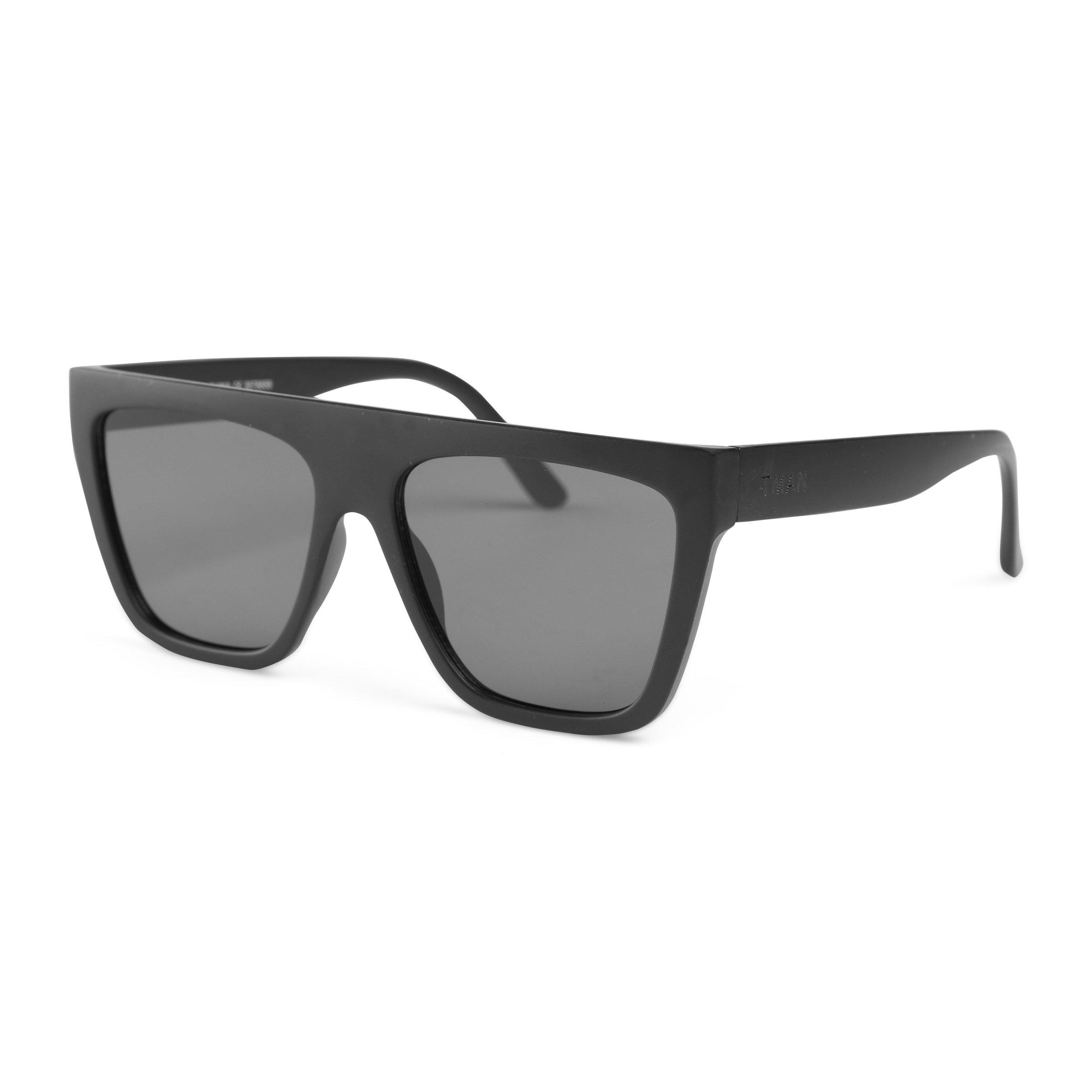 Dark black wayfarer on sale sunglasses