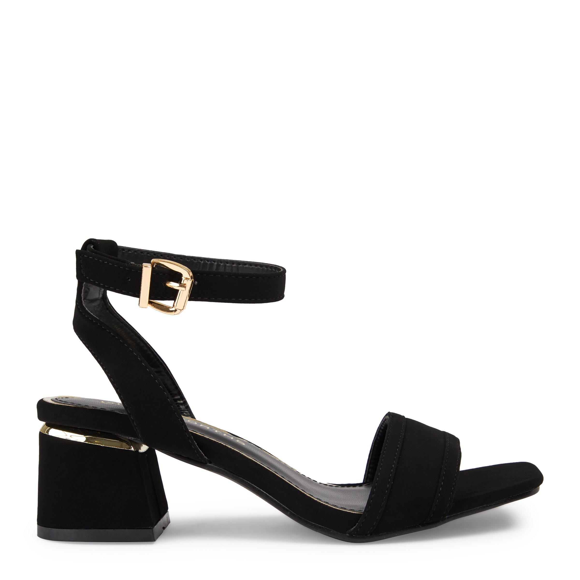 Simple hot sale black sandals