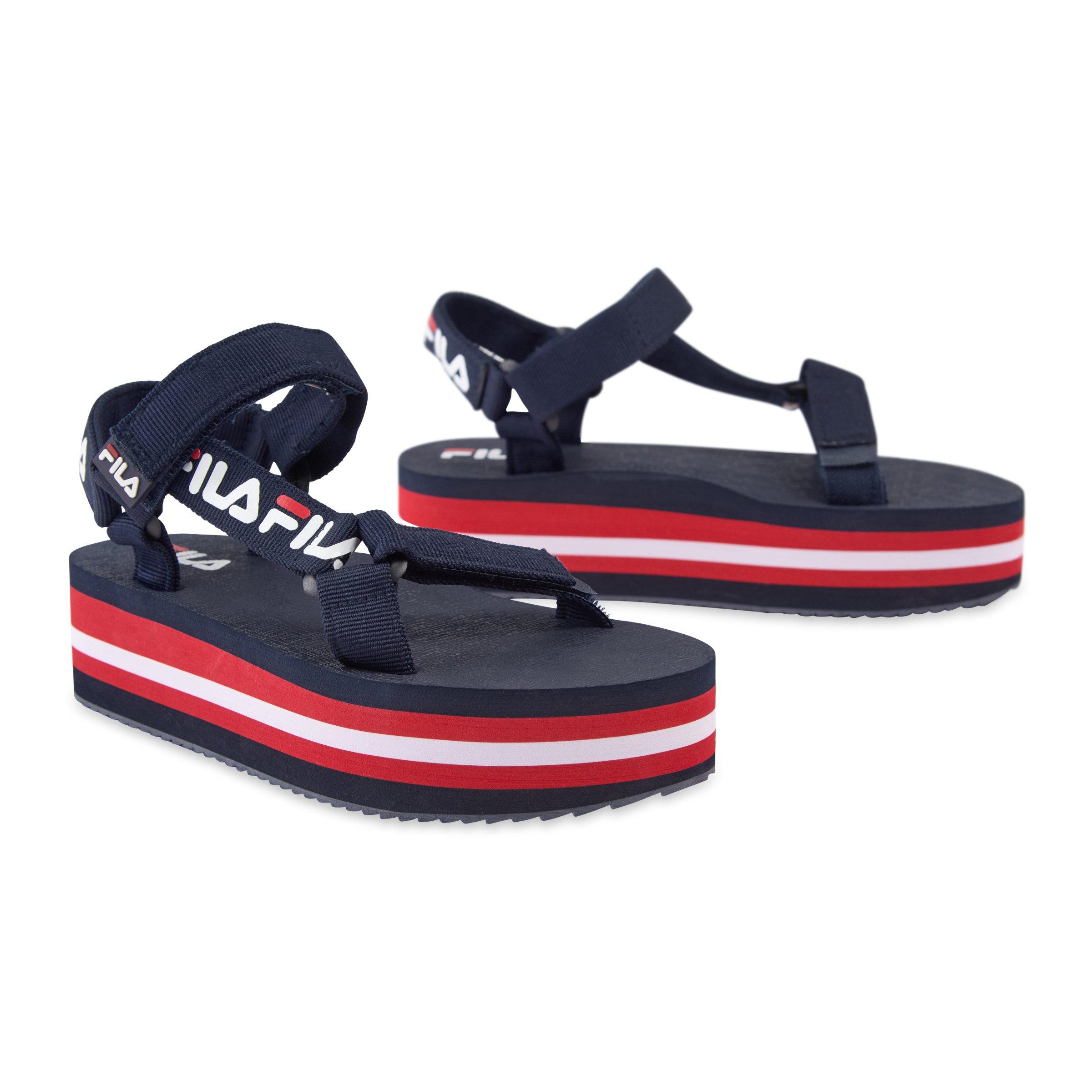 Fila chunky sandals best sale