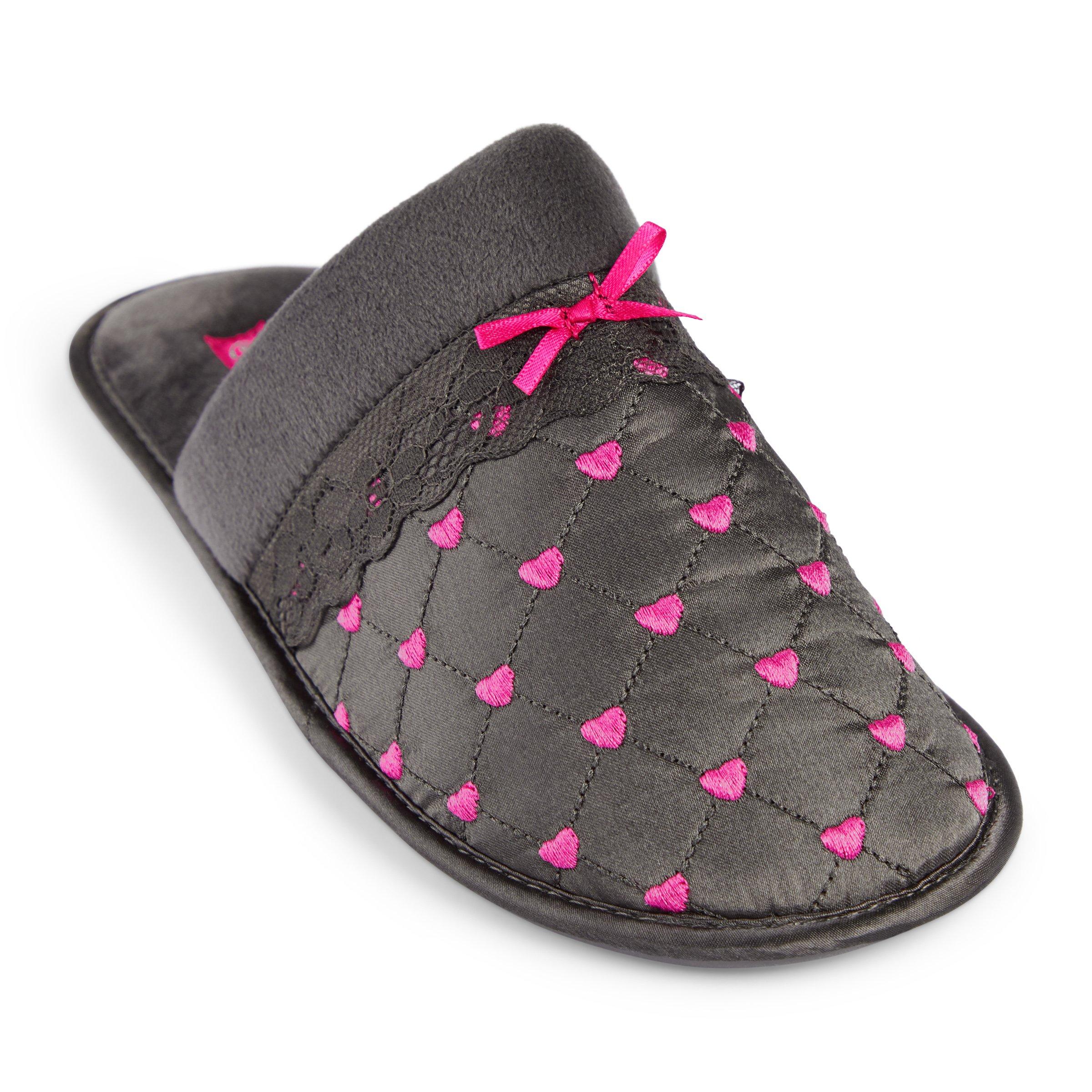 Women's closed best sale toe slippers