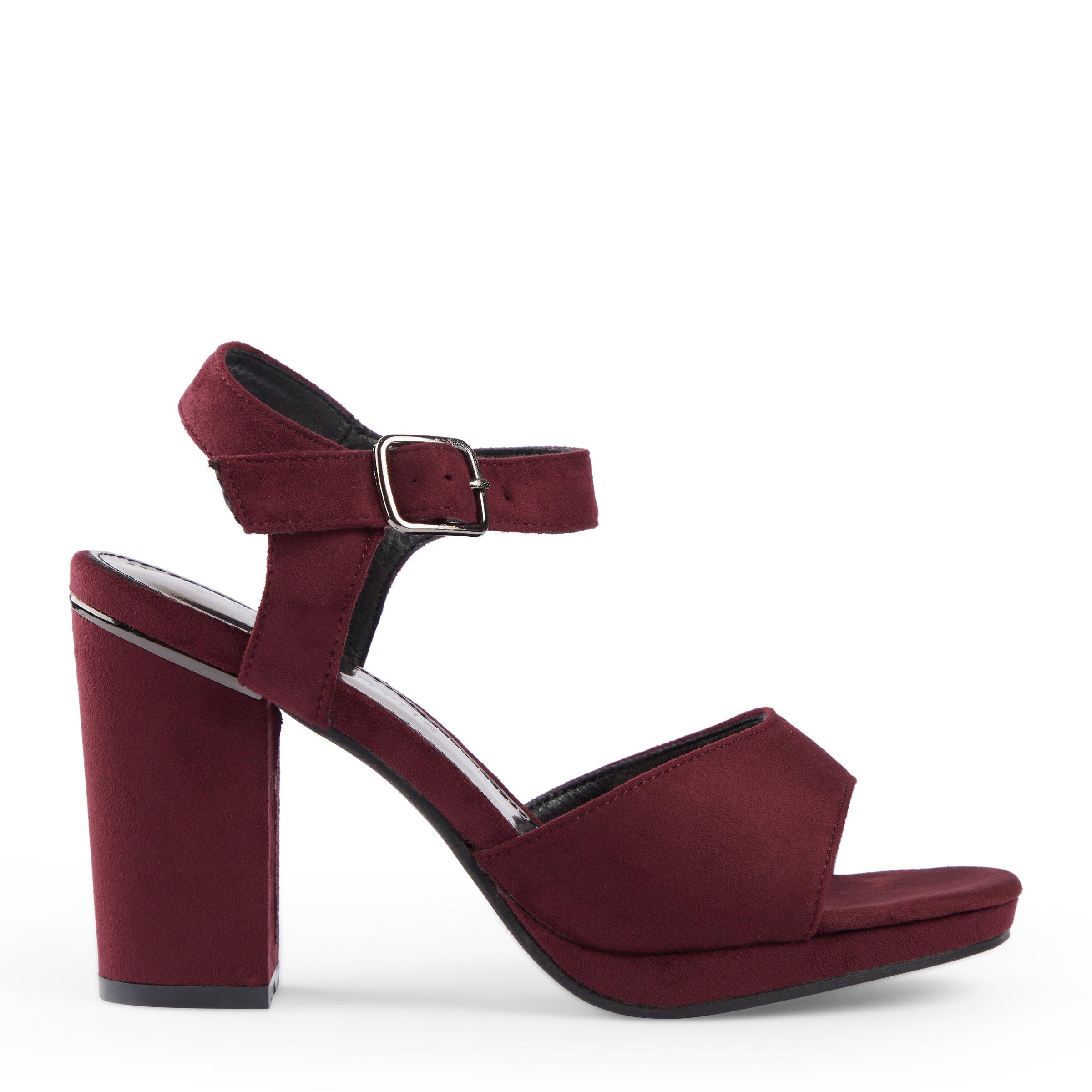 Maroon store platform sandals