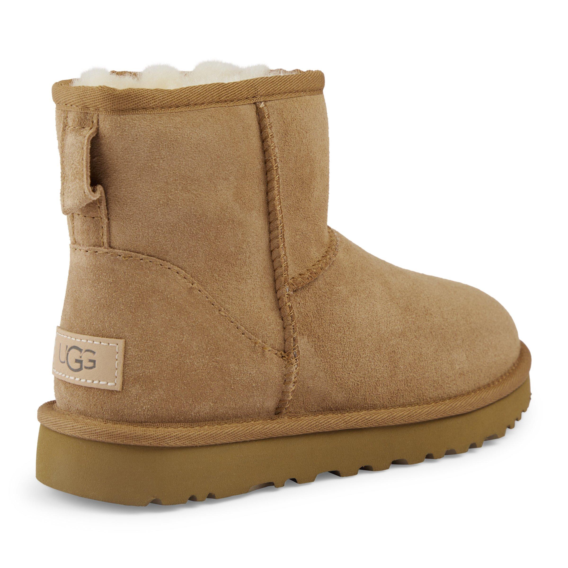 Ugg courte cheap